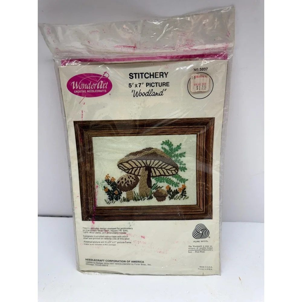 Vintage WonderArt Woodland Mushroom Stitchery Kit 5x7 Embroidery Pure Wool 5037